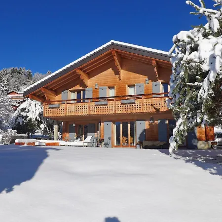 Chalet Les 3 Soeurs By Interhome בקתה